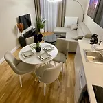 Diamond Of Luxury 18th Floor Apartment *