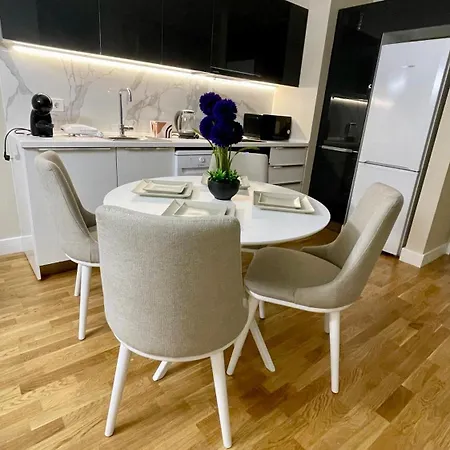 Diamond Of Luxury 18th Floor Apartamento Escópia